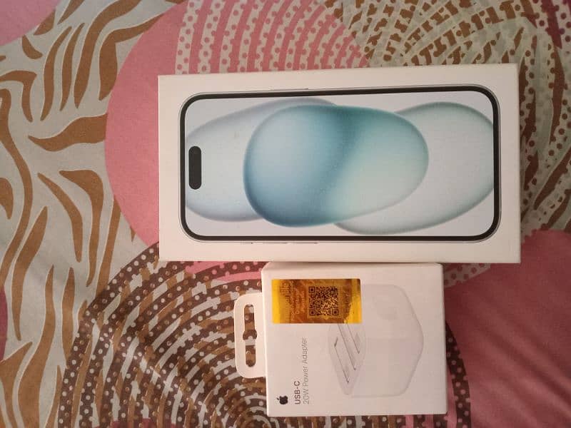 Iphone 15 128 GB Non PTA Factory Unlock 7