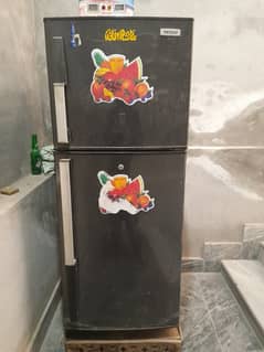 ORIENT FRIDGE LARGE SIZE FOR SALE LIKE NEW LESS USED NOT REPAIRED YET