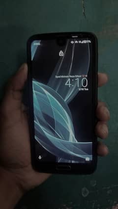 Aquos R2 10 By 9 Condition