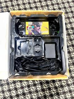 PSP-3000 series with 32 GB micro SD card, battery, charger and box