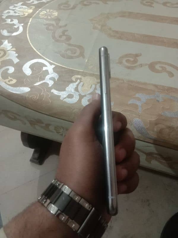 Iphone x 64GB. non PTA 1