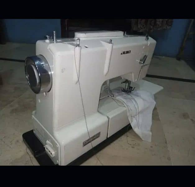 Juki Machine for Sell Model No HZF-410 7