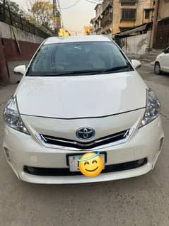 Toyota Prius Alpha 2013/17 7 seater