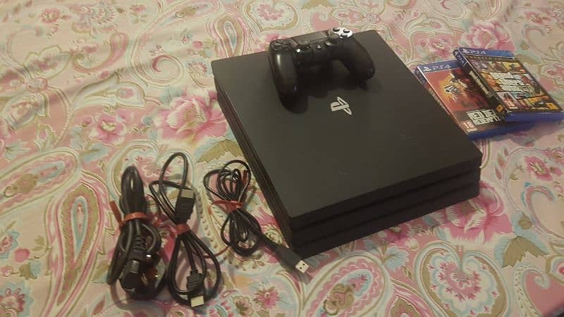 Ps4 pro sale good condition two games 0