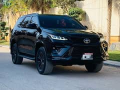 Toyota Fortuner GR  2023