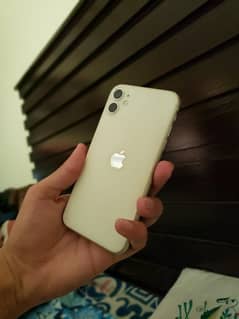 IPhone 11 with Box Factory Unlock 10/10