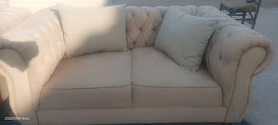 sofa set 5 setter,Long life material. heavy making,strong base.