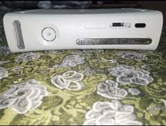 Microsoft XBOX 360 with 1 Controller