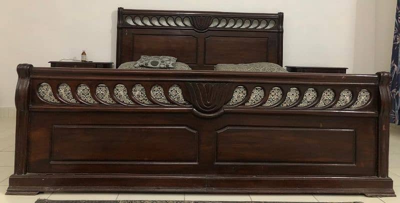 King size Double bed 4