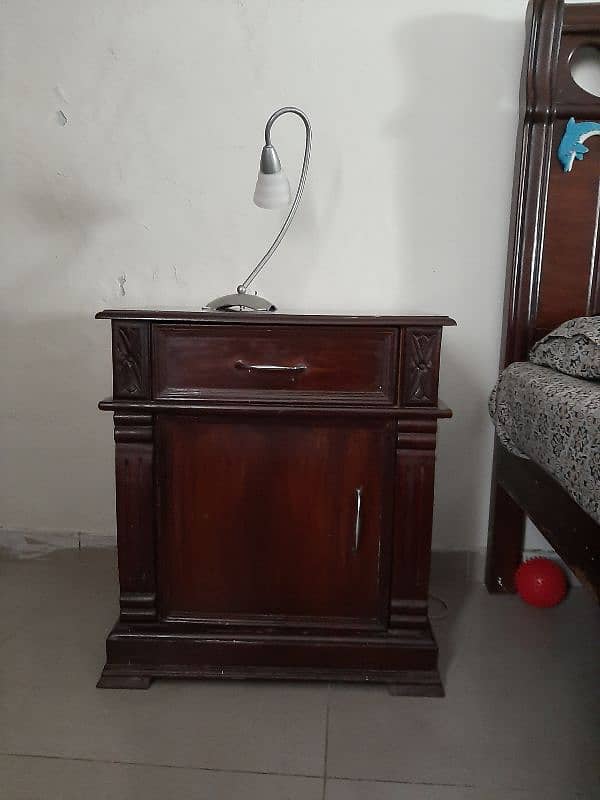 King size Double bed 9