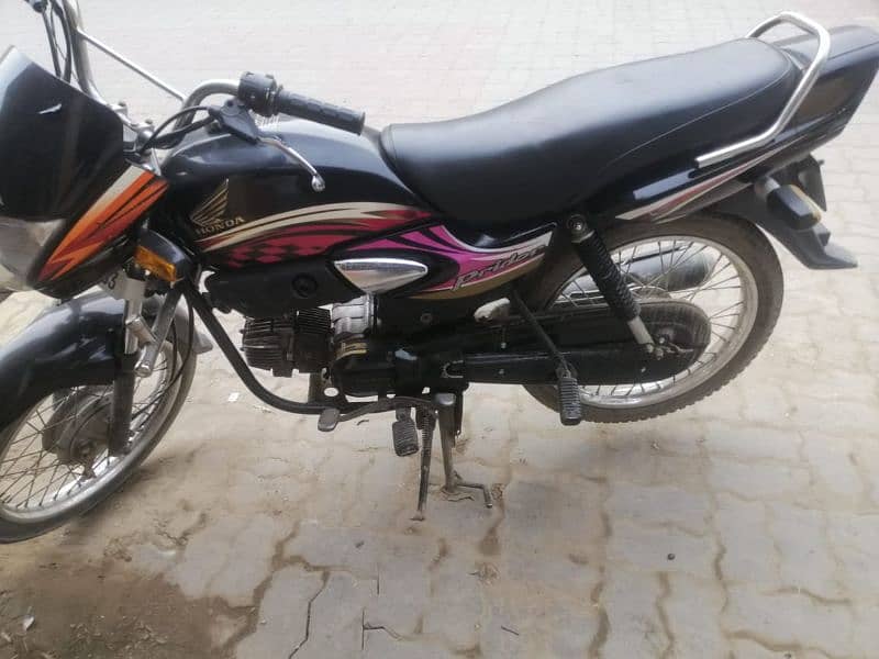 Honda Cd100 2013 0