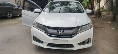 Honda Grace Hybrid 2015