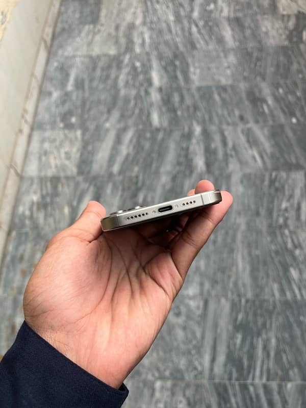 Iphone 15 Pro max Non pta 256gb Natural 0