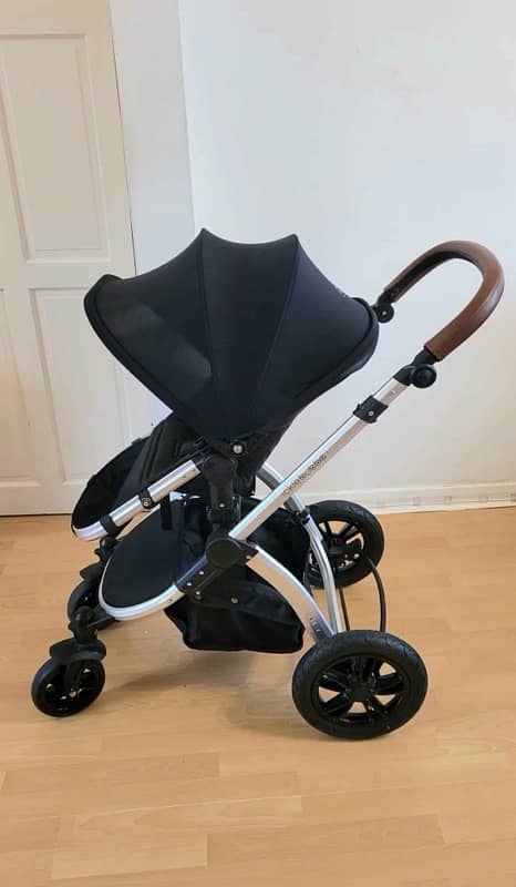 ickle bubba pram 1