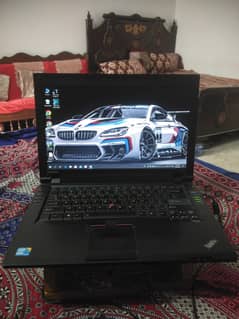 core i3(TM) 4 gb ram 320 gb hard disk in laptop