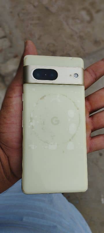 Google pixel 7 4