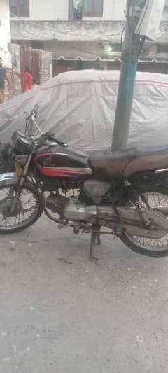 Honda cd 100