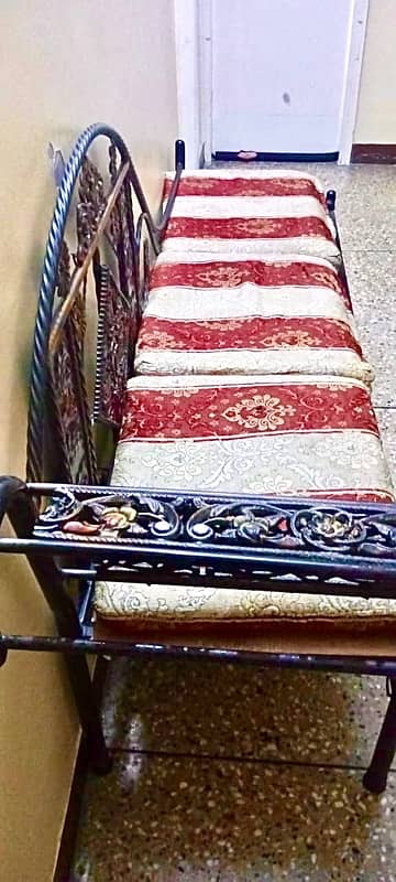 5 Seater + 3 seater relaxing Sethi 8