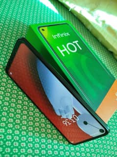 INFINIX HOT 10 (4 GB 64)