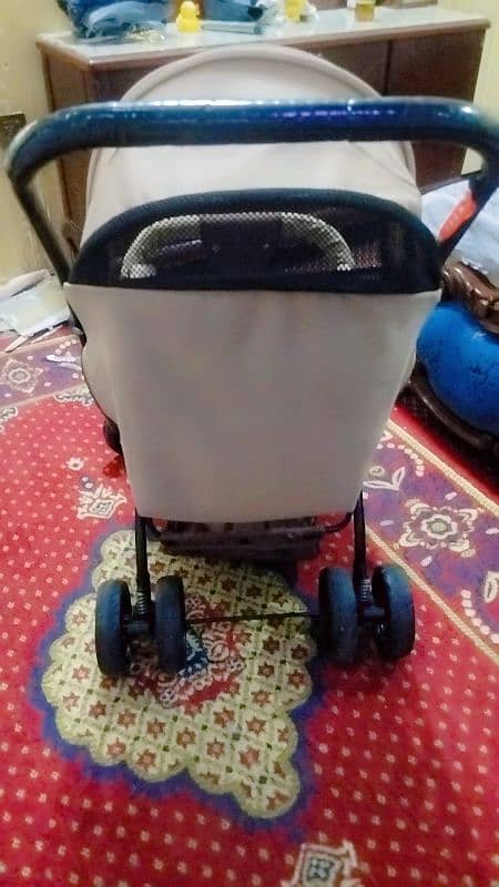 important pram for sale 3