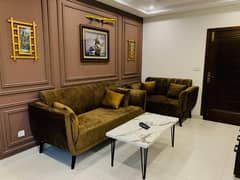 Luxury Apartment for Short Stay/full day Rent in Bahria Town Lahore