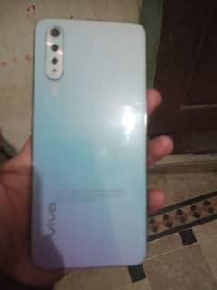 vivo S1