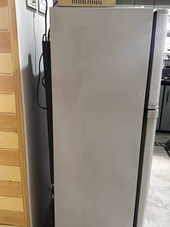 Dawlence Fridge Small size Performance 10/10