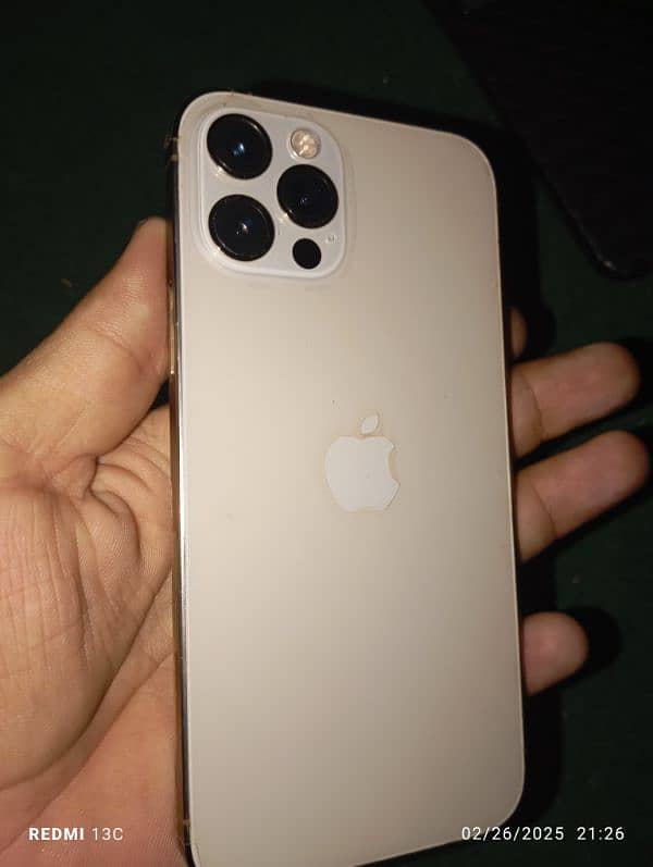 I phone 12 pro 0