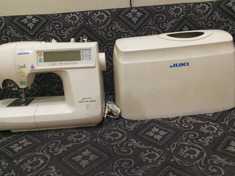 Juki auto sewing machine with multifunctions 2