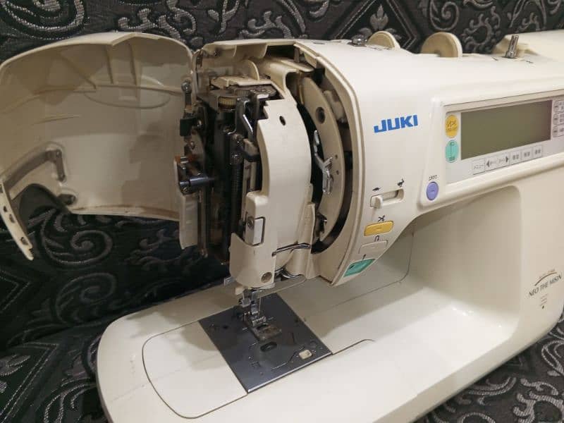 Juki auto sewing machine with multifunctions 3