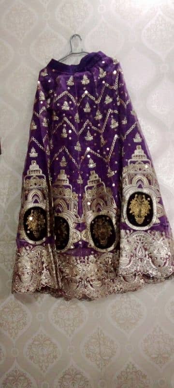 mehndi lehnga 0