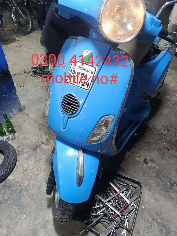 united 100cc scooty available contact at mobile# 03004142432 14