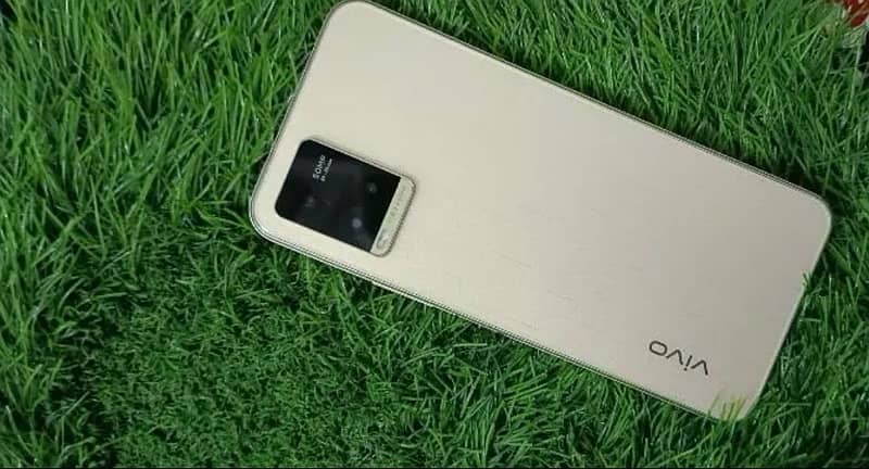 ViVO Y33T Gold Colour 0