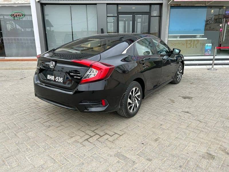 Honda Civic Oriel 2016 5