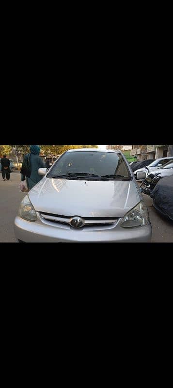 Toyota Platz 2004 4