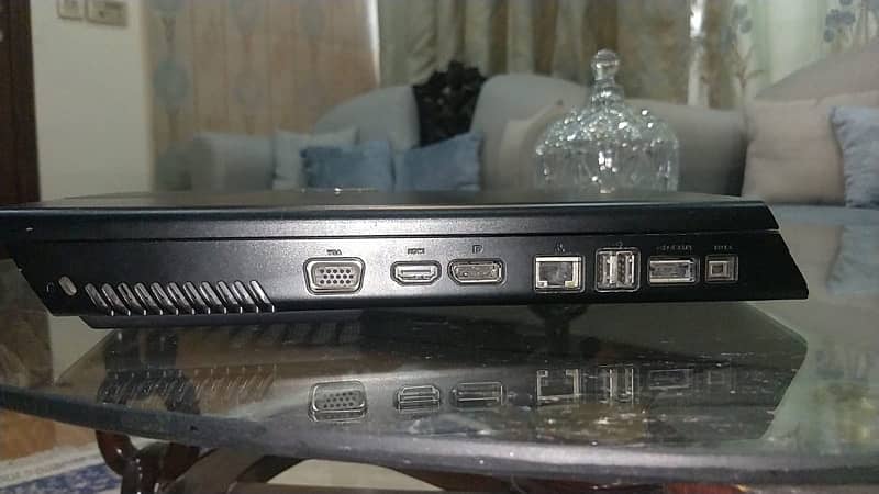 Dell alienware M17x 1