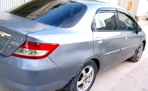 Honda City IDSI 2004: genuine, beautiful and non accidental