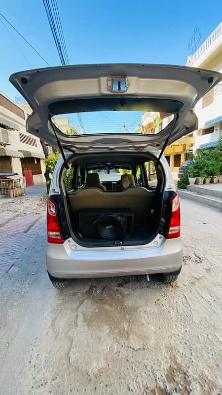 Suzuki Wagon R 2018 9