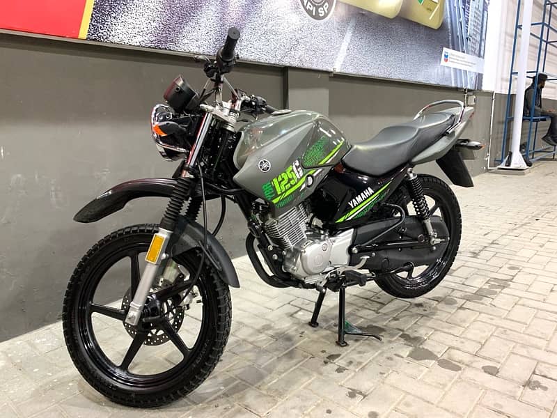 yamaha ybr125g 2024 2