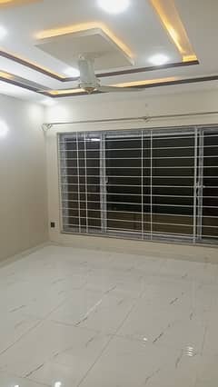 GULBERG GREEN GROUND FLOOR AVAILABLE FOR RENT BLOCK I