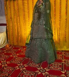 mehndi  lehnga