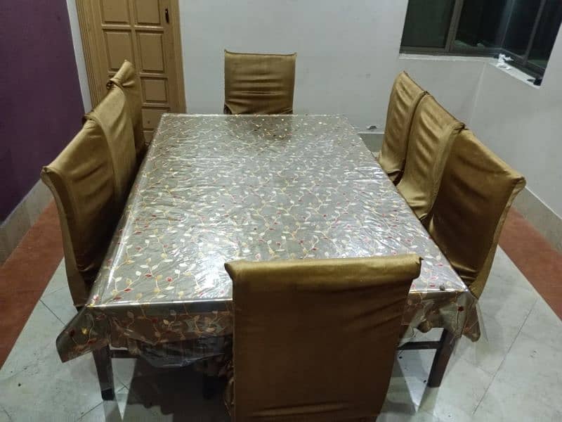 8 seater dining table 0