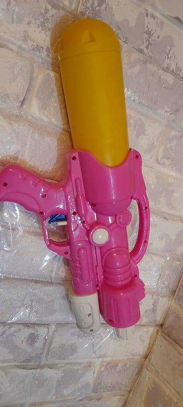 IMPORTED WATER GUN TOY 1