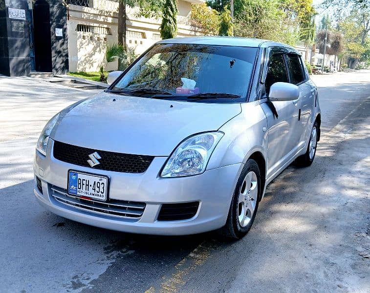 Suzuki Swift 2005 1