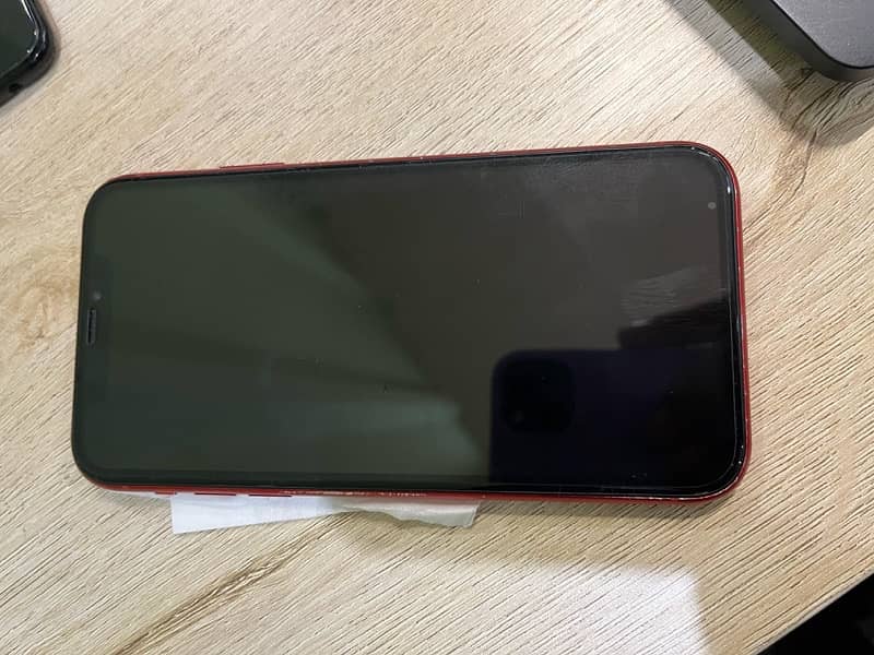 I phone XR Non PTA factory unlock 64 Gb 2