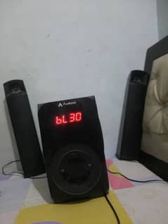 audionic woofer and speakers