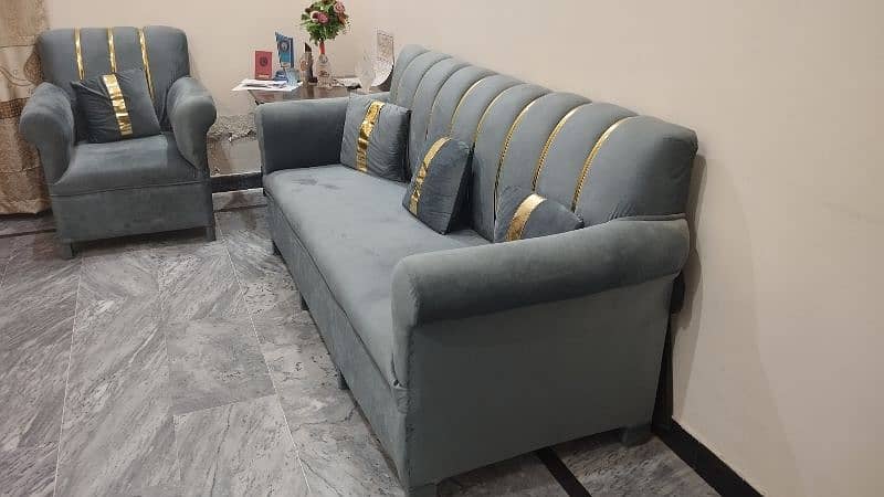 5 Seater Sofa 0