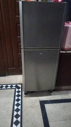 PEL refrigerator excellent condition