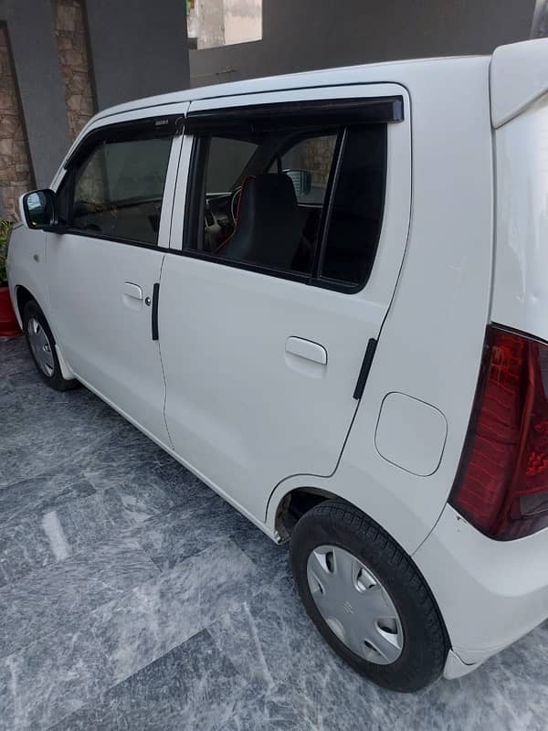 Suzuki Wagon R 2022 1