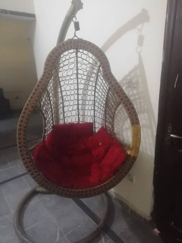 swinging chair 1